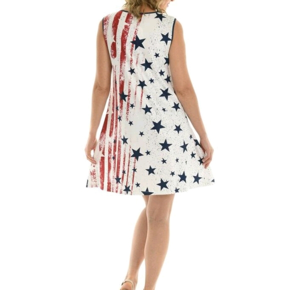 Dress - Picture 3 of 3